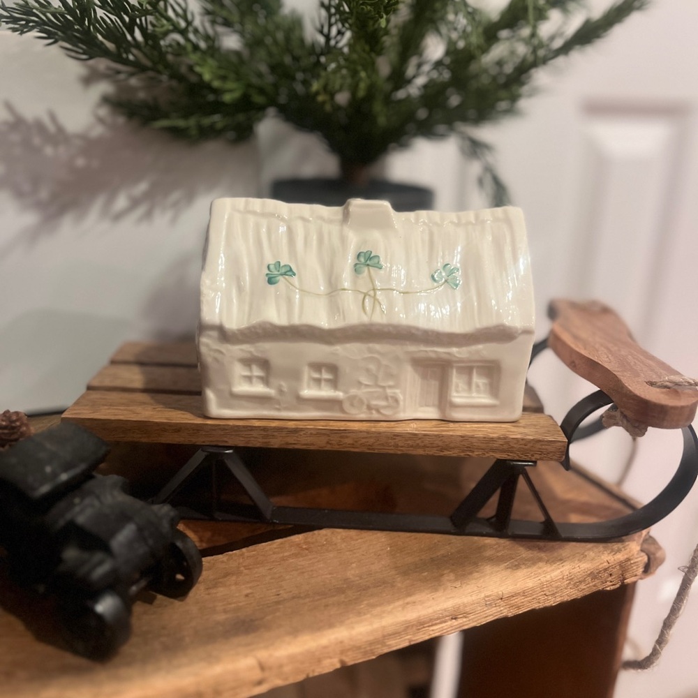Belleek Shamrock Thatched Cottage Votive Candle Holder